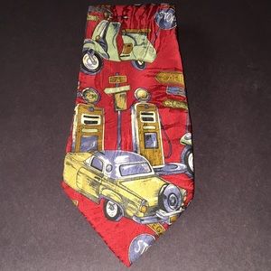 NWOT Soho 100% silk necktie auto themed